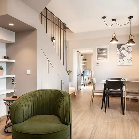 Latour Inspired By Elegance