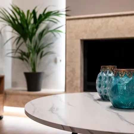 Latour Inspired By Elegance