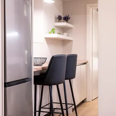 Latour Inspired By Elegance * Città di Kos