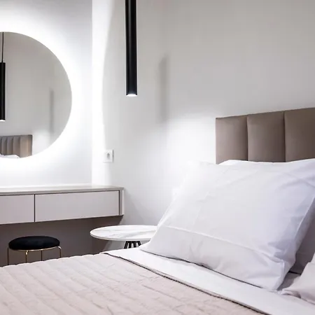 Latour Inspired By Elegance