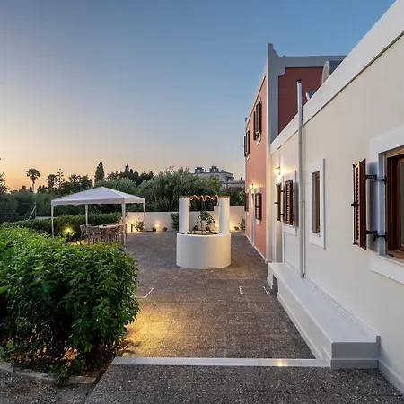 Latour Inspired By Elegance Kos