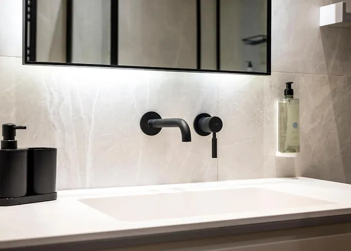 Latour Inspired By Elegance *