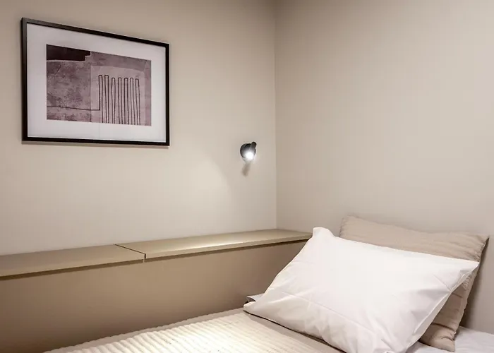 Latour Inspired By Elegance *