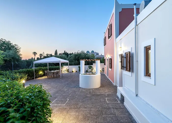 Latour Inspired By Elegance